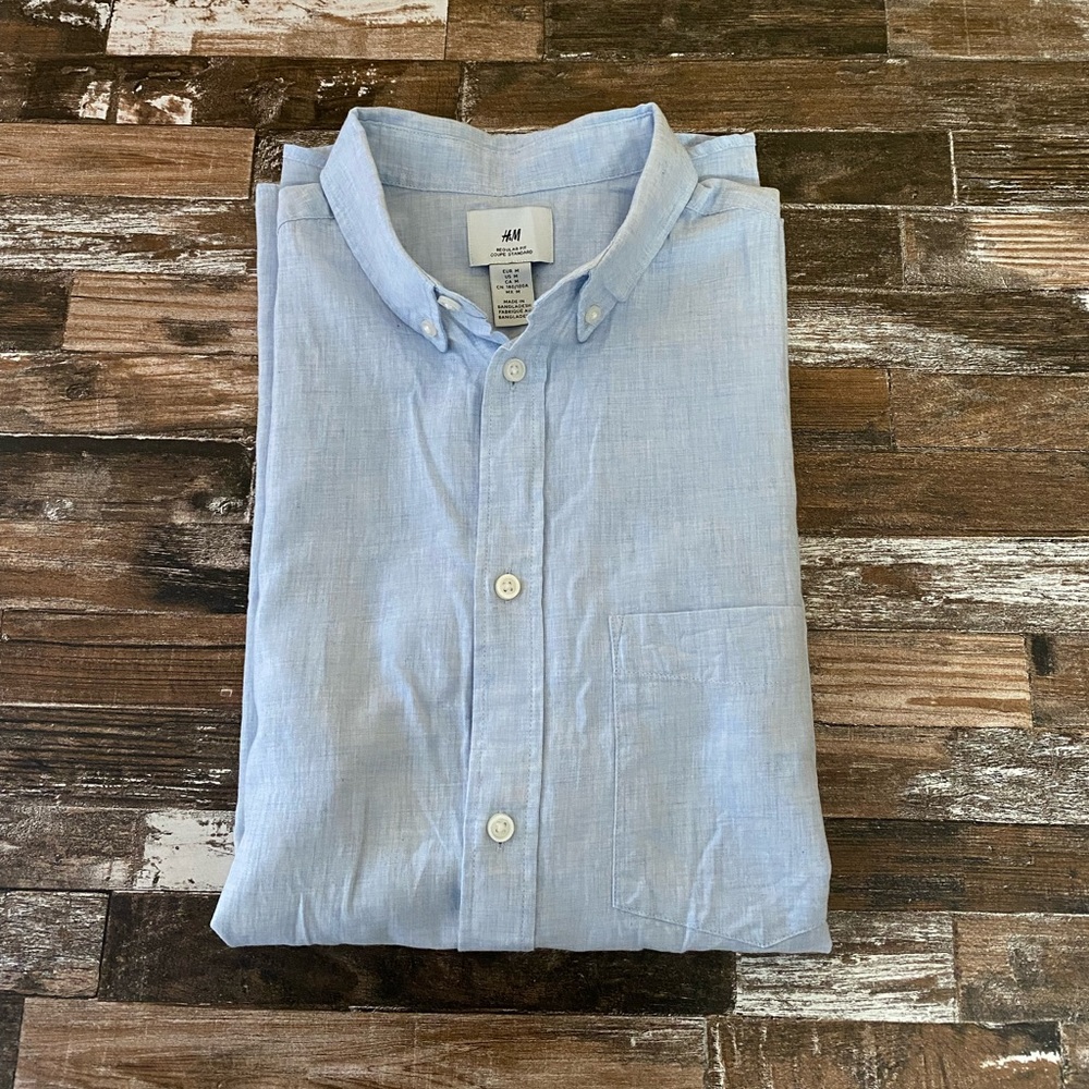 H&M short sleeve button up (mens)